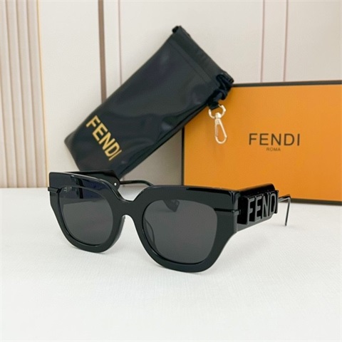 Fendi sunglass-444